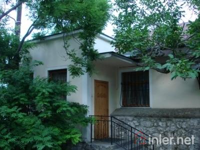 Сдаю двухэтажный коттедж в центре Ялты. Свой ID 731 (Фото 22)