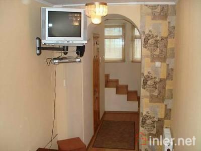Сдаю двухэтажный коттедж в центре Ялты. Свой ID 731 (Фото 19)